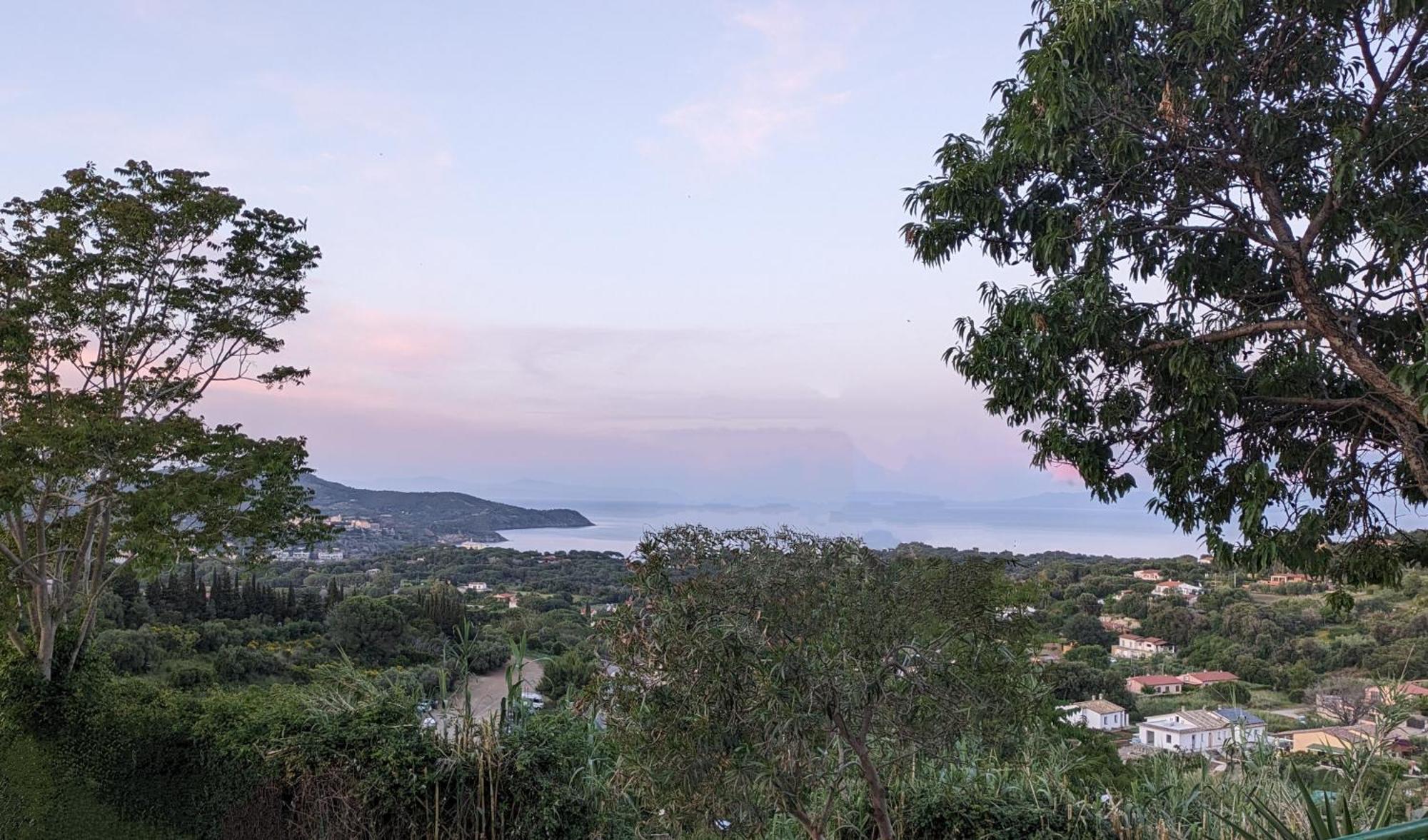 Casa Maddi Casa Vacanze Con Vista Mare Vicinissima Al Centro 卡波利韦里 外观 照片