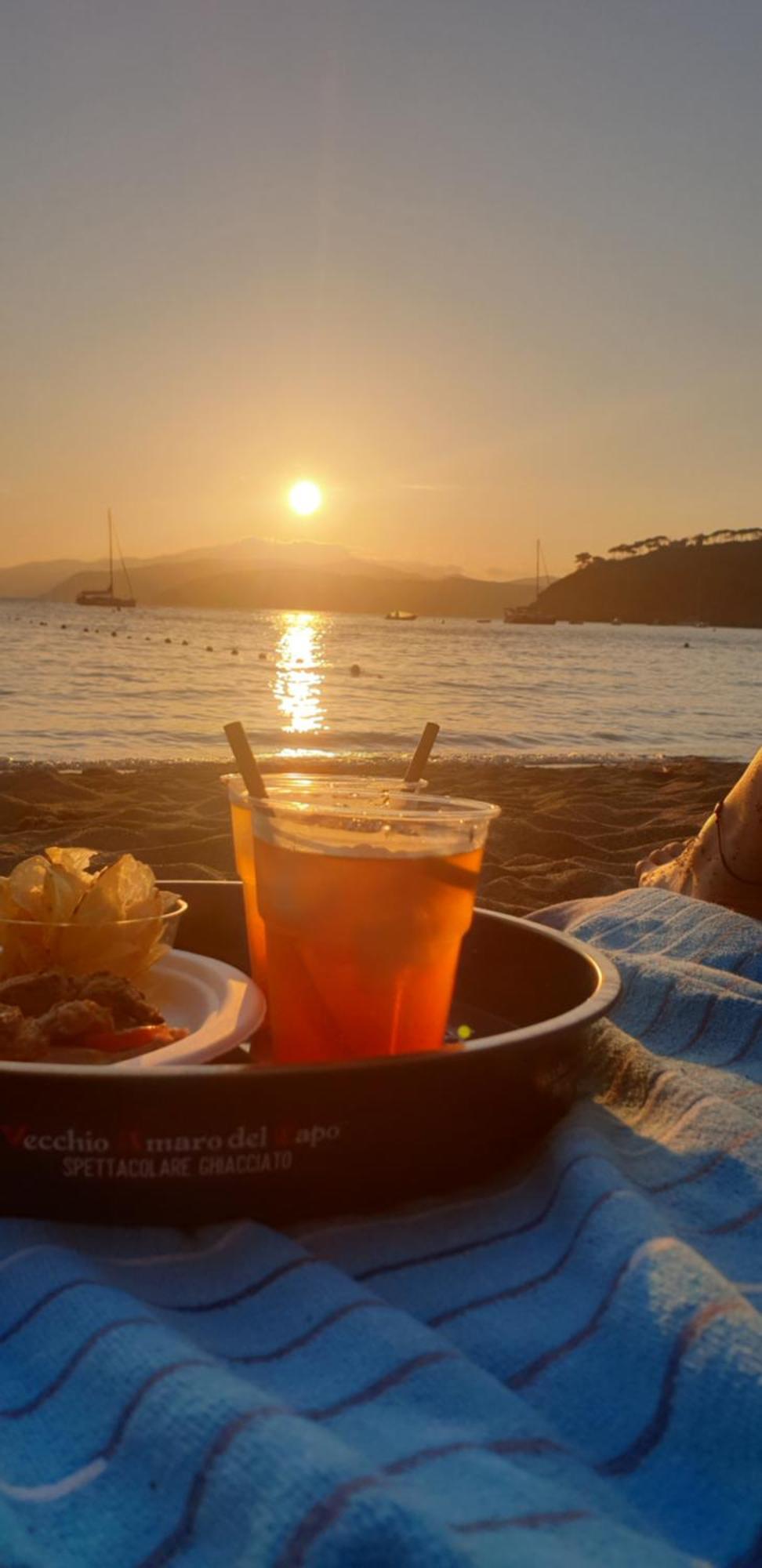 Casa Maddi Casa Vacanze Con Vista Mare Vicinissima Al Centro 卡波利韦里 外观 照片